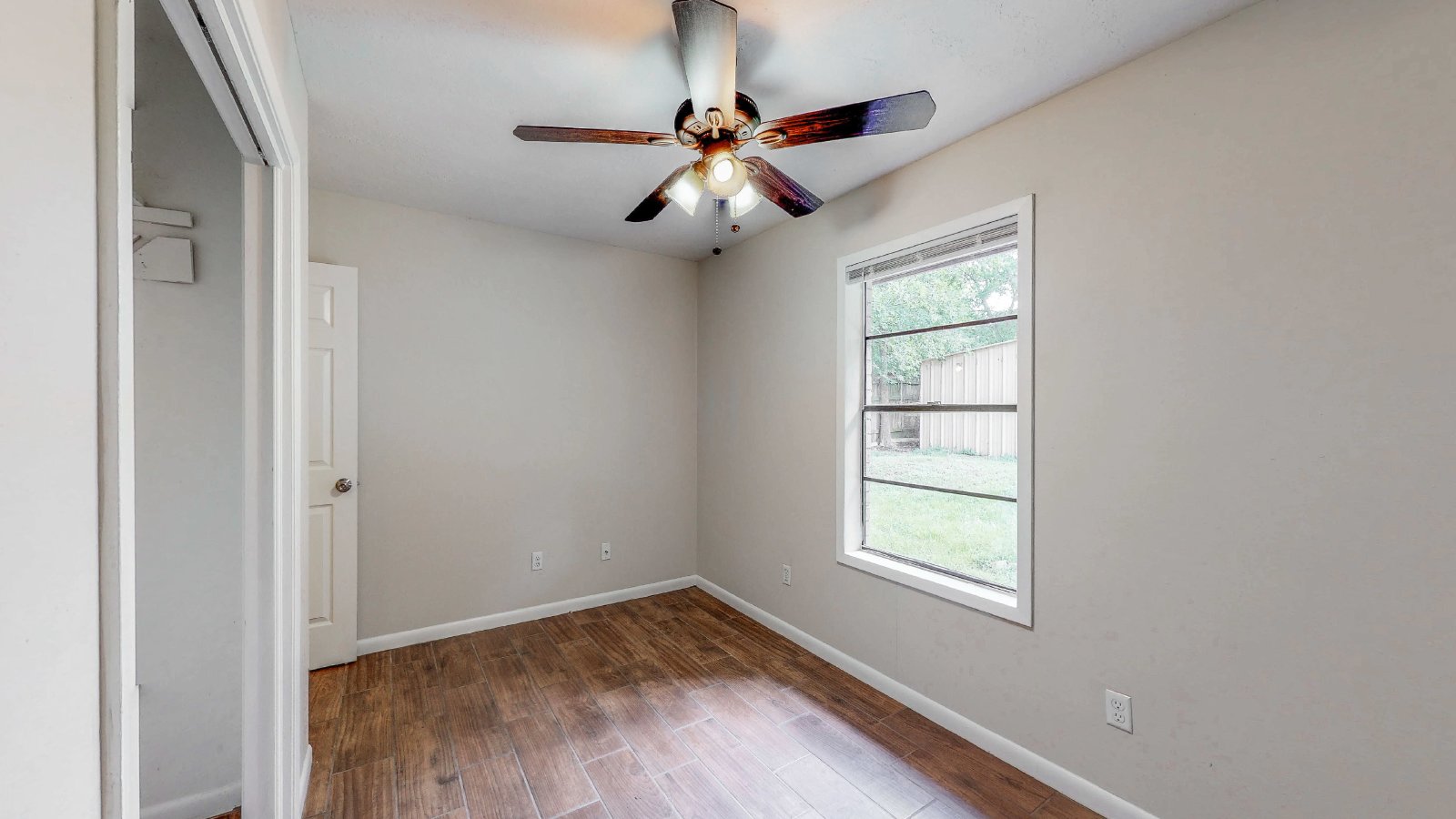 1418 Magnolia property image