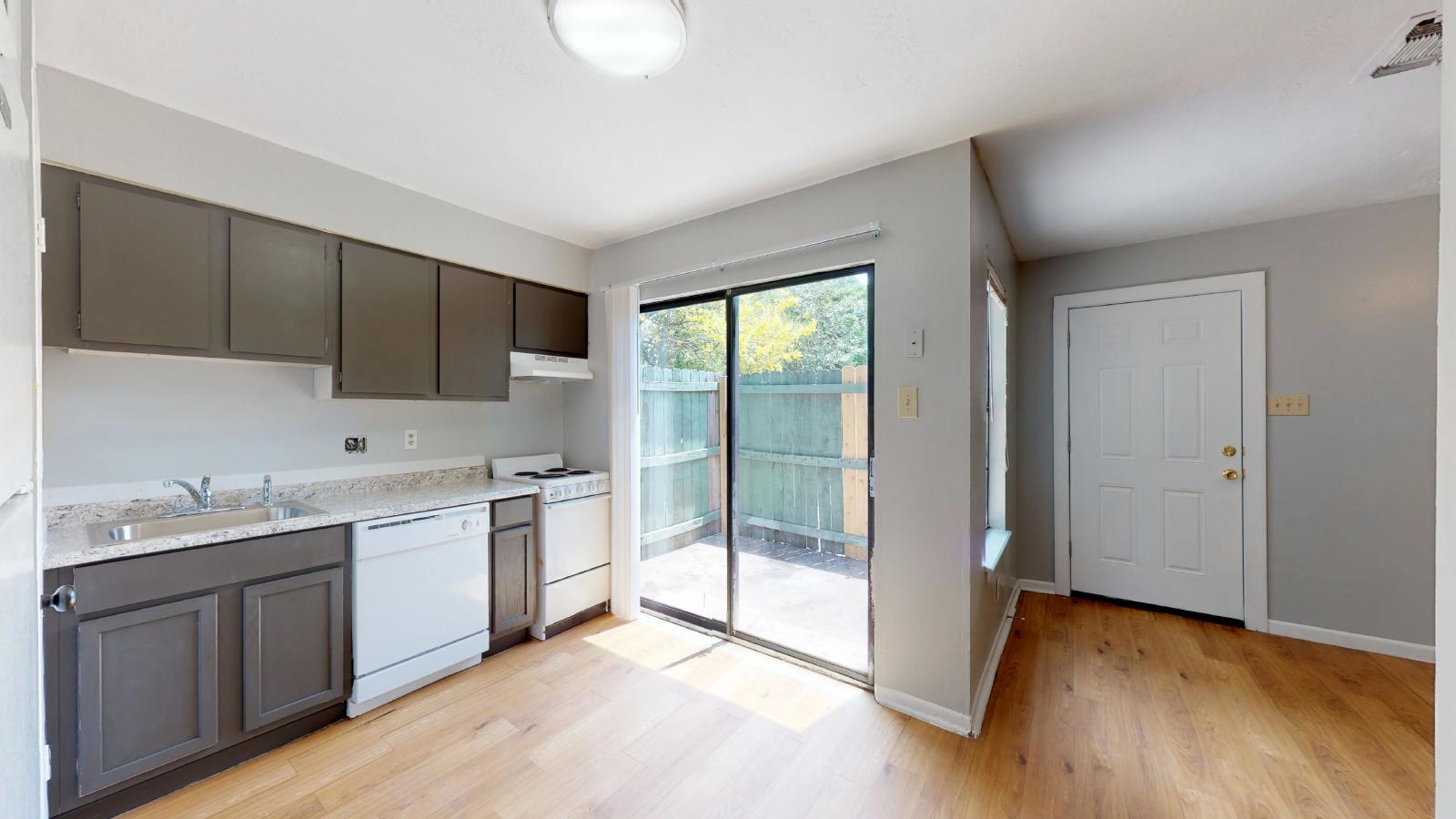 725 Peppertree Dr Apt 1 property image