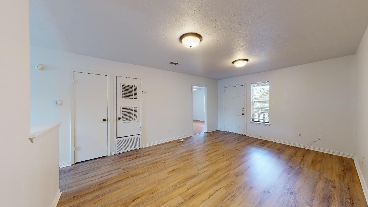 Unit D property image