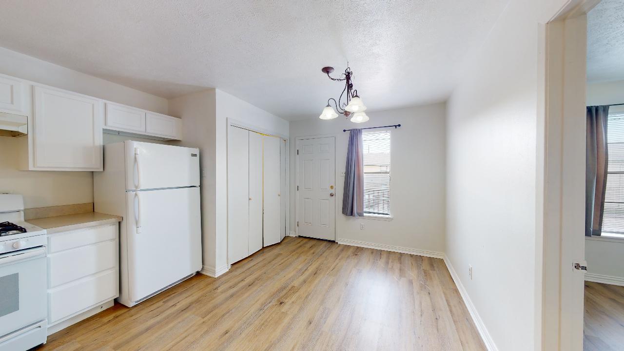 Unit D property image