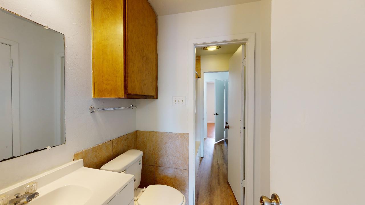 Unit D property image