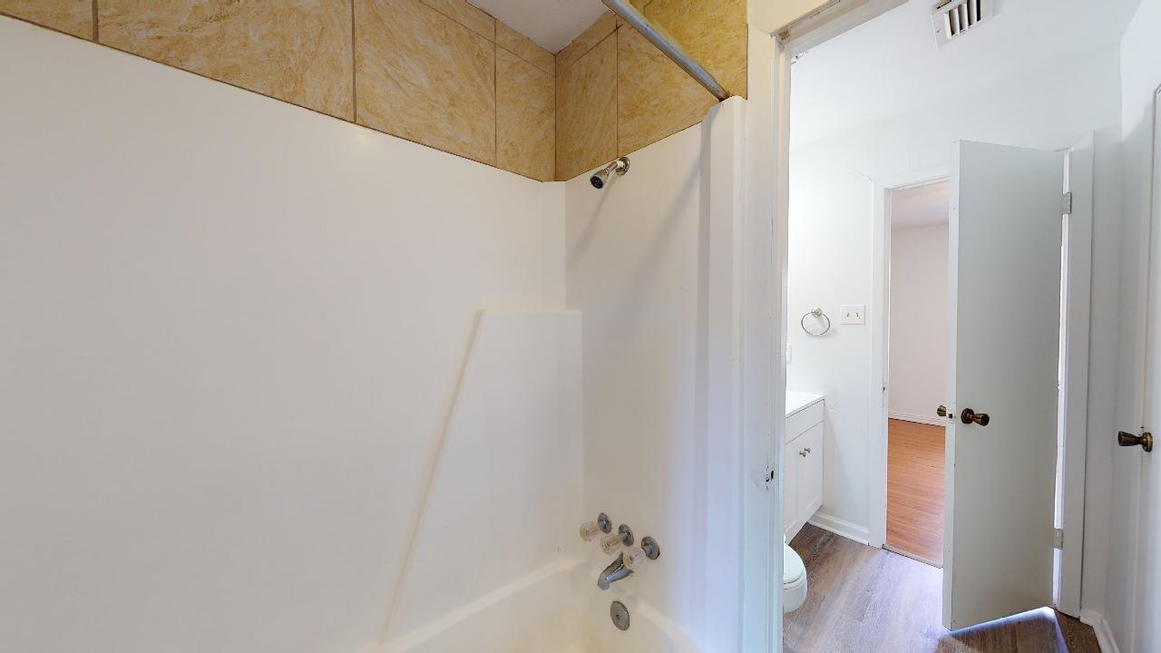 Unit D property image