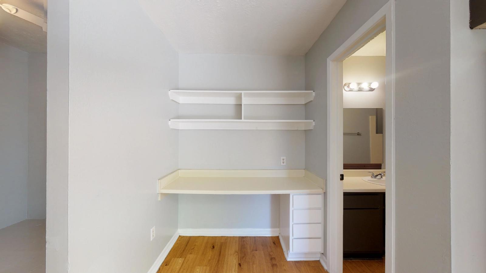 725 Peppertree Dr Apt 1 property image