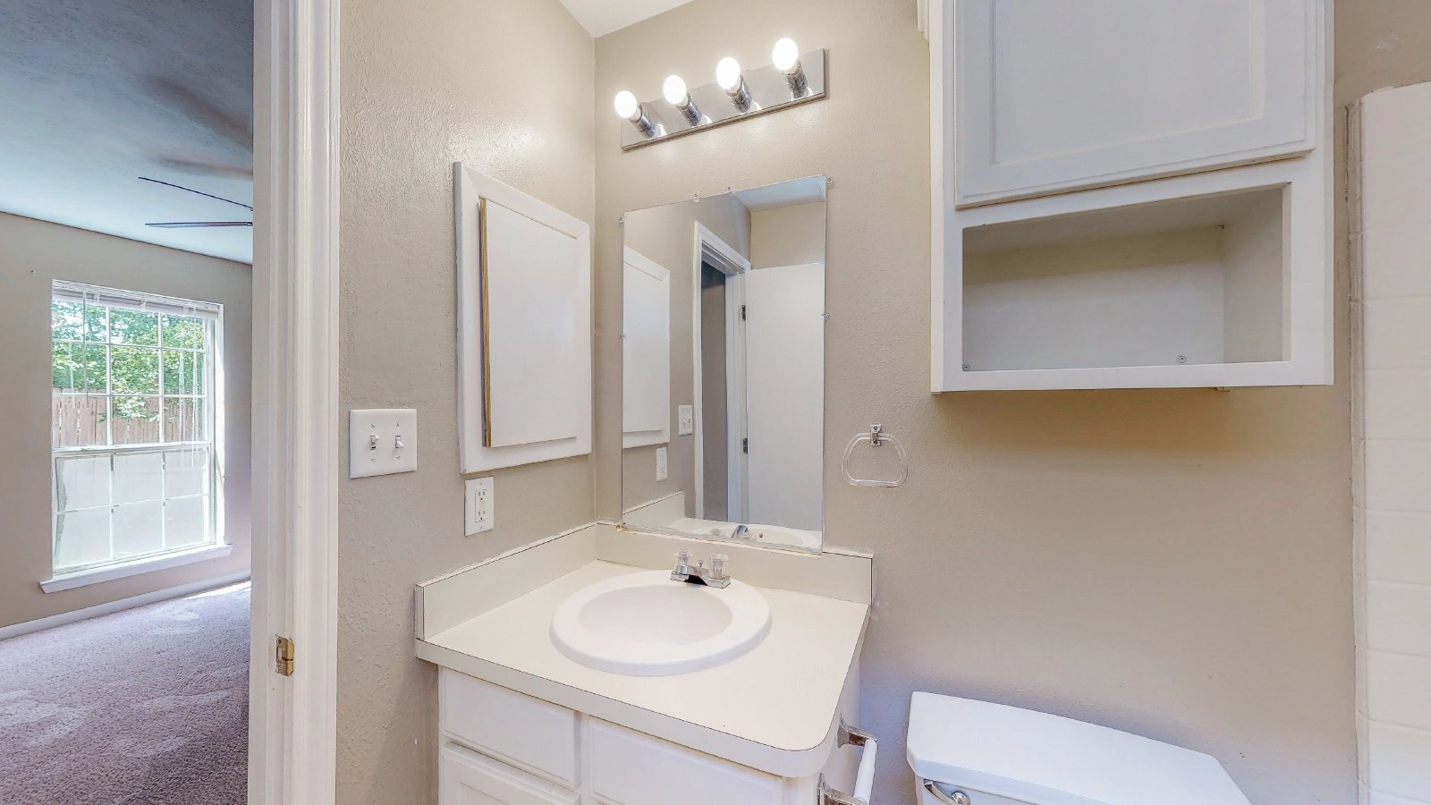 1507 Hollowhill Drive B property image