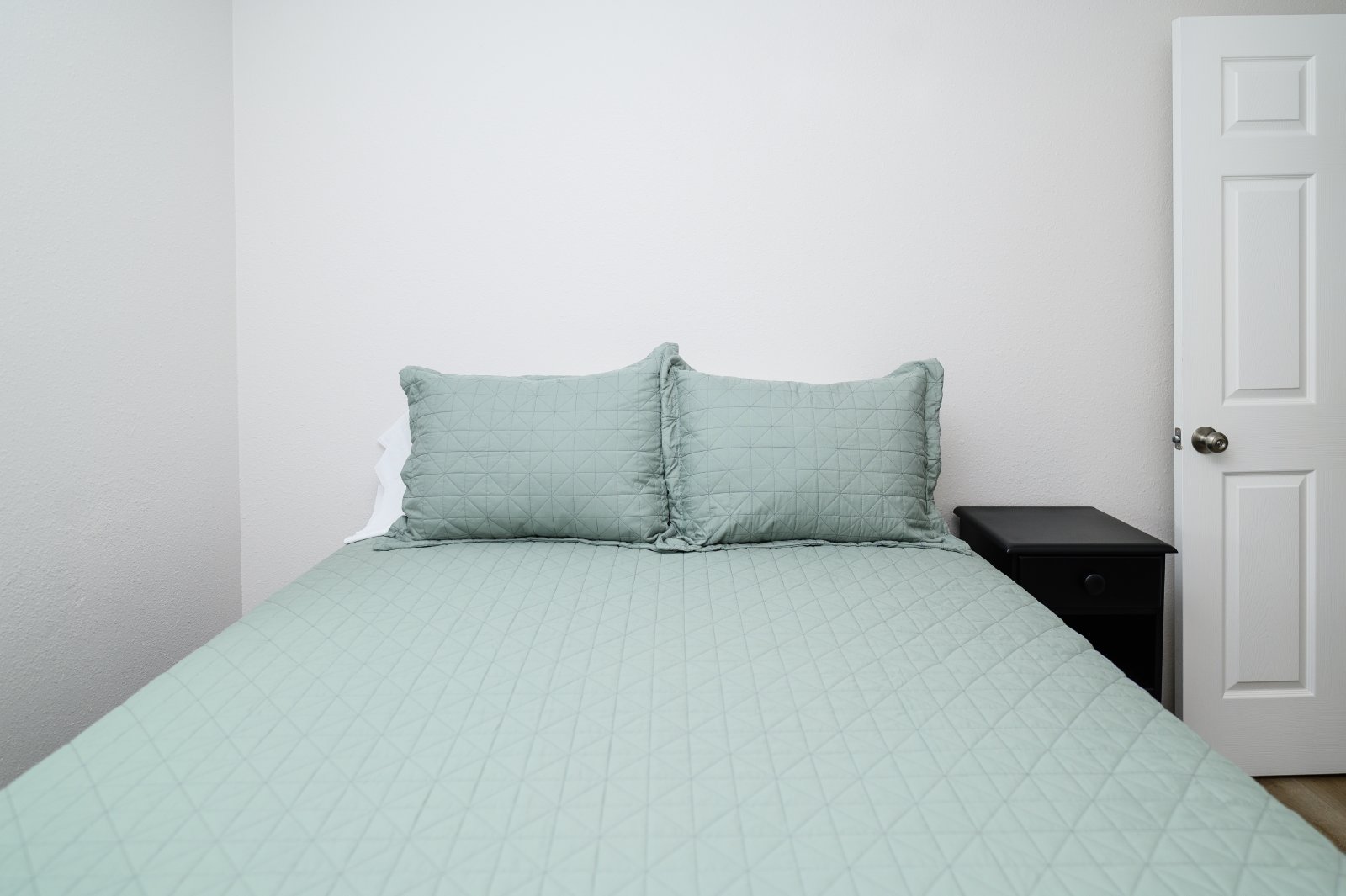 Suite C property image