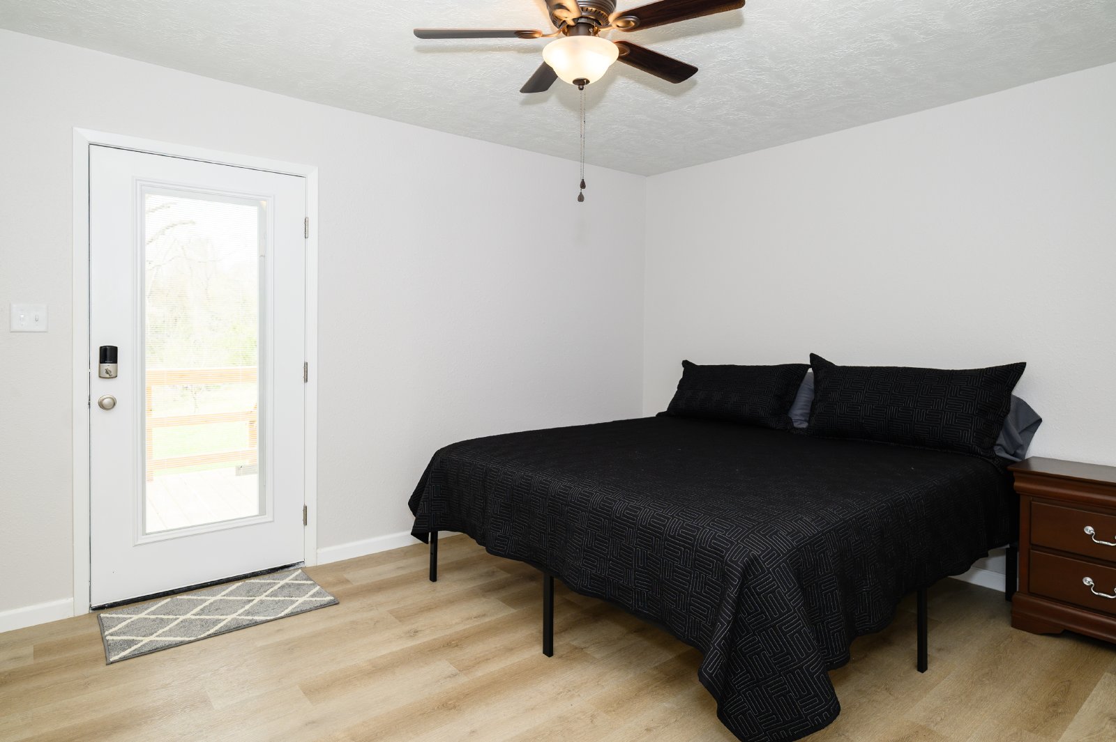 Suite C property image