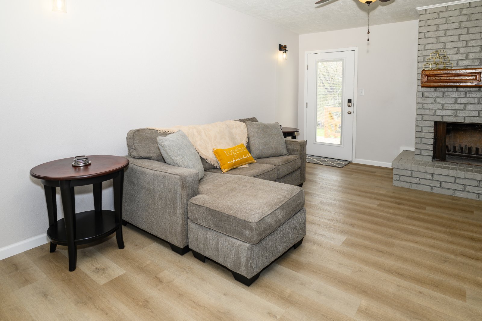 Suite C property image