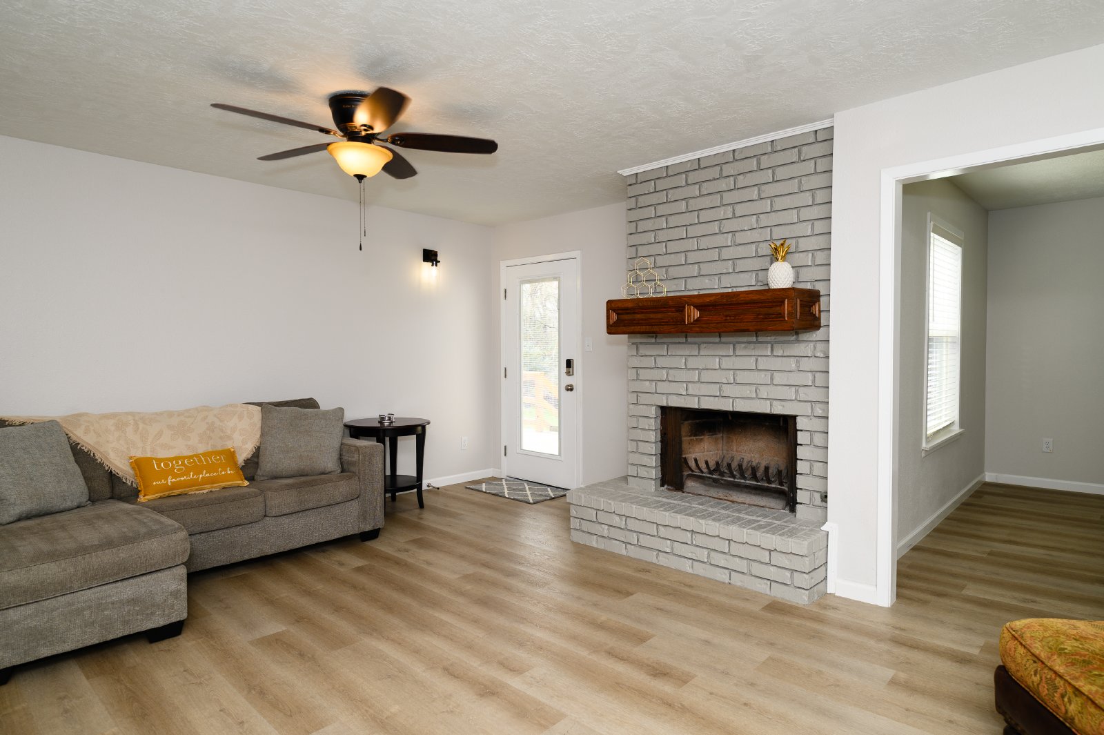 Suite C property image