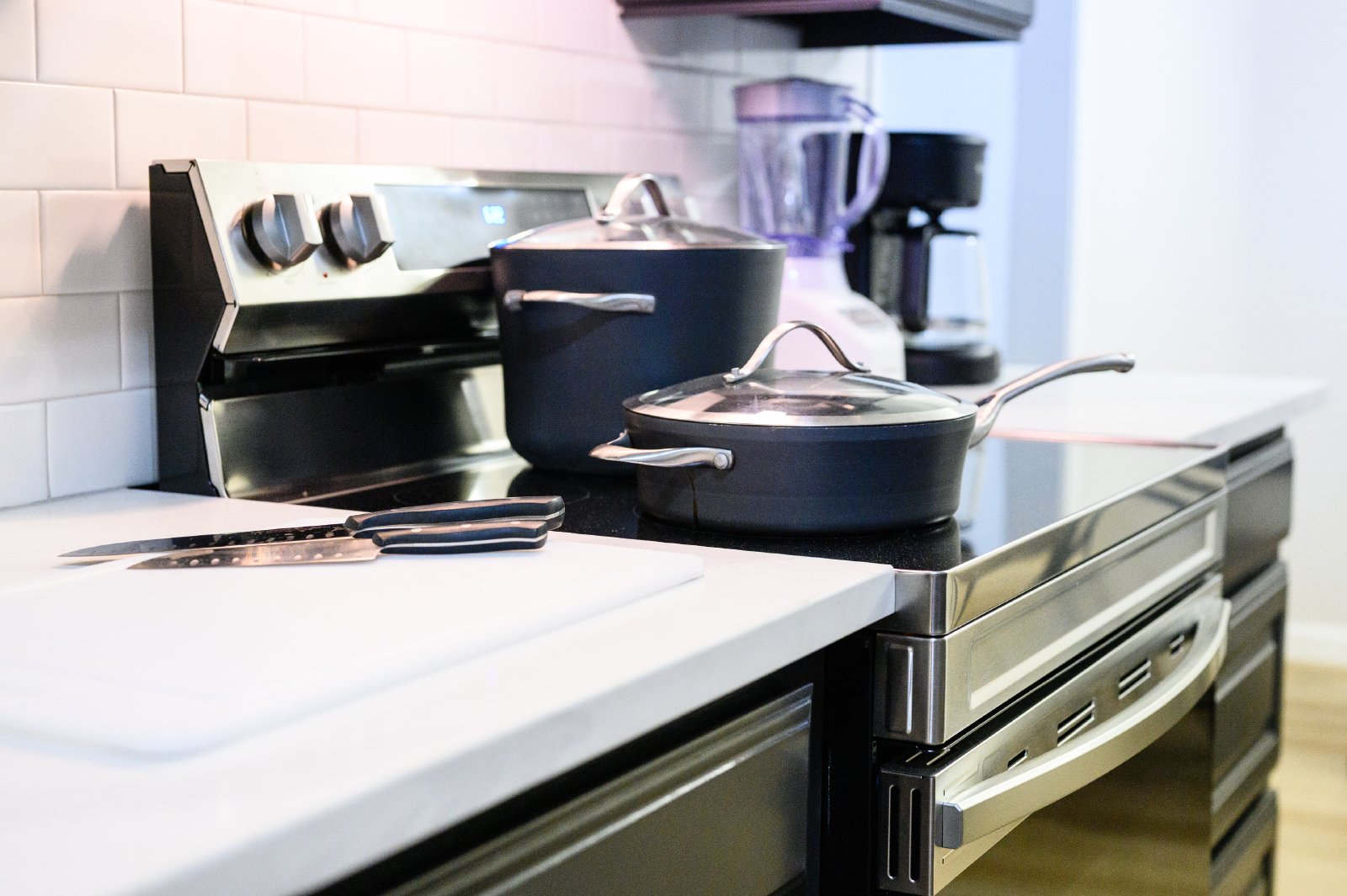 Suite C property image