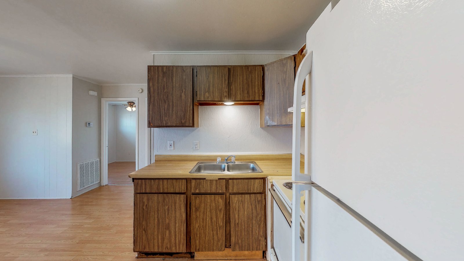 213 Ehlinger B property image