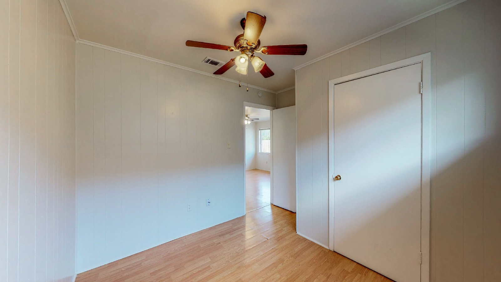 213 Ehlinger B property image