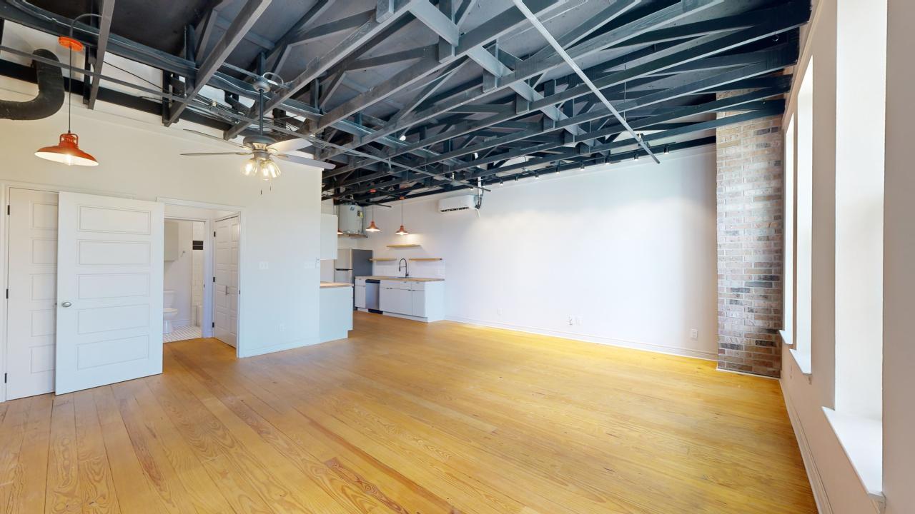 305 W 27th Street, Suite 337 property image