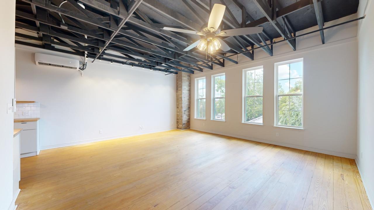305 W 27th Street, Suite 337 property image