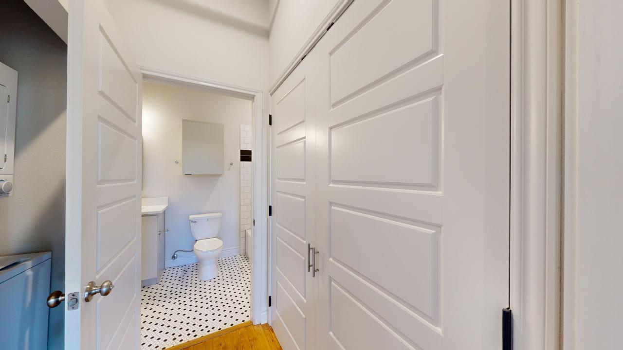 305 W 27th Street, Suite 337 property image