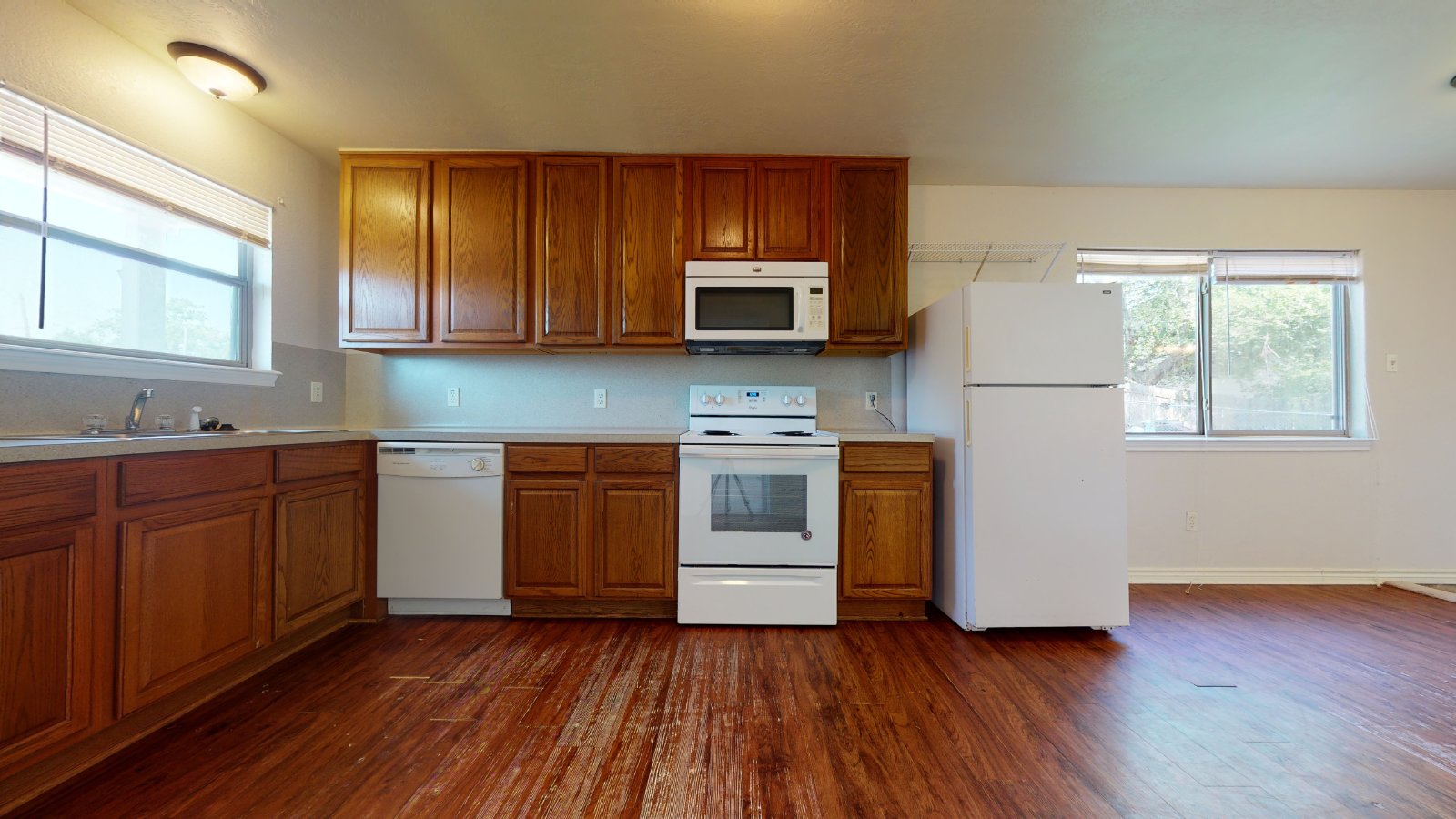 1915 Pine Tree B property image