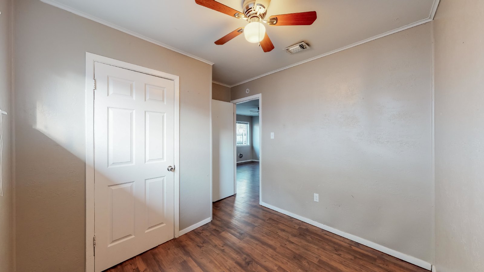 204 Lynn-B property image