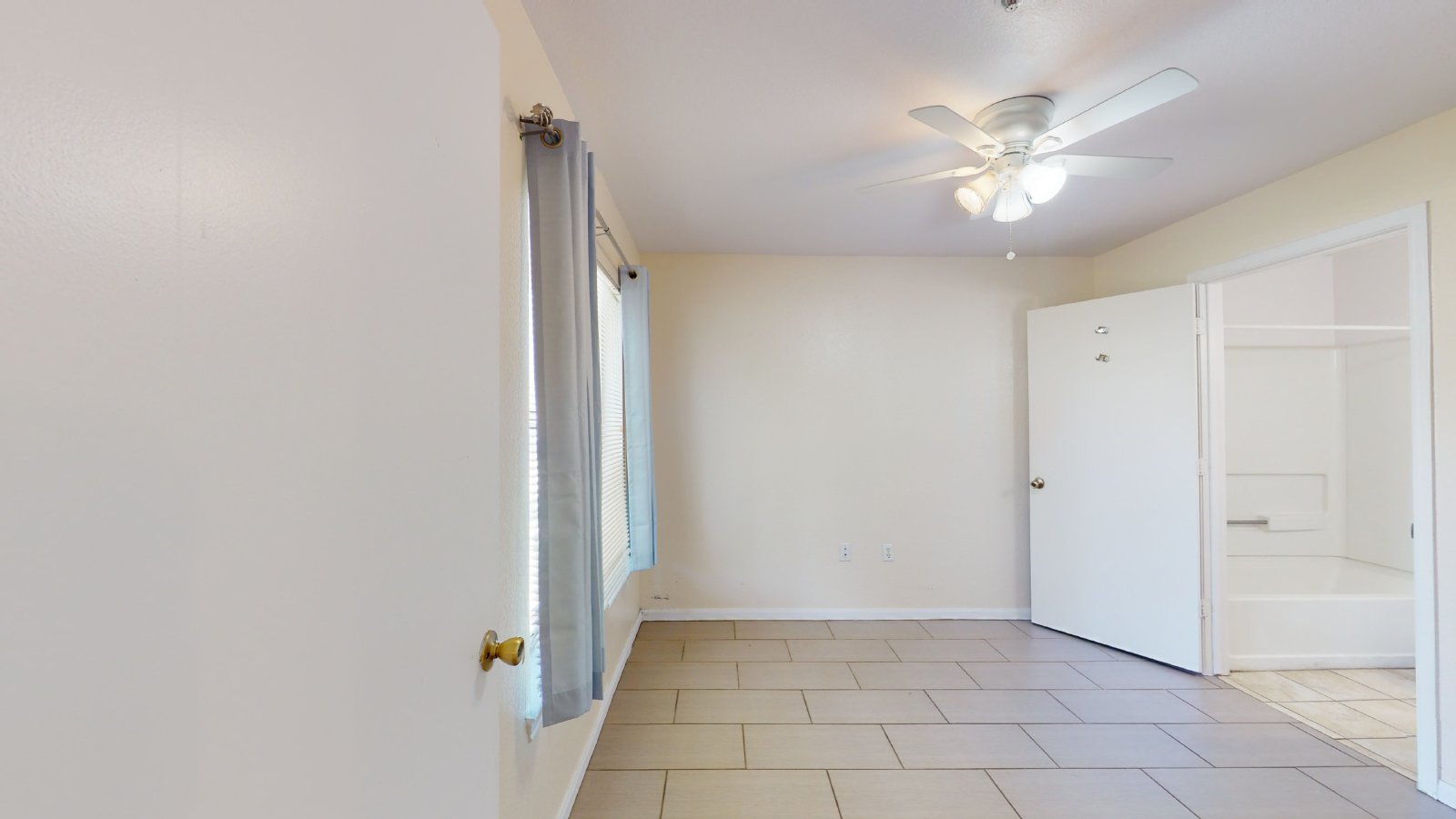 Suite B property image