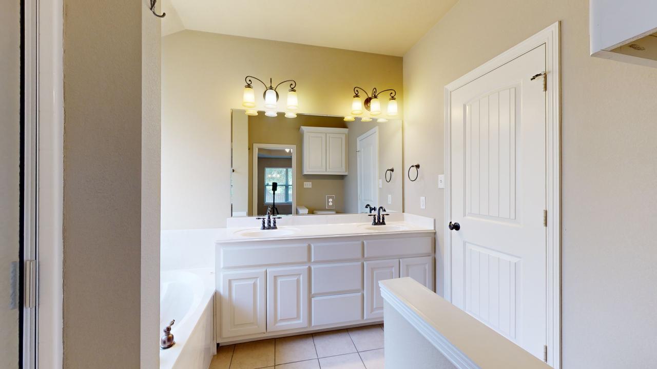 2814 Horseback Dr. property image