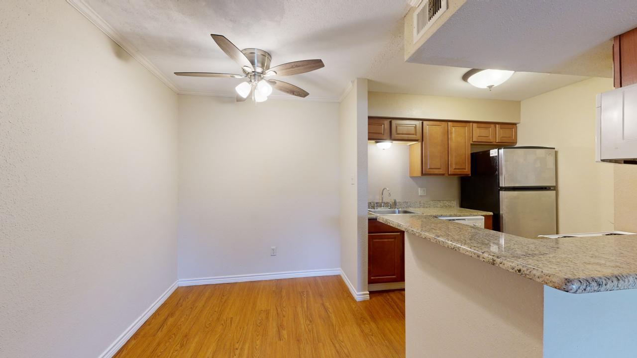 904 University Oaks Blvd #078 property image