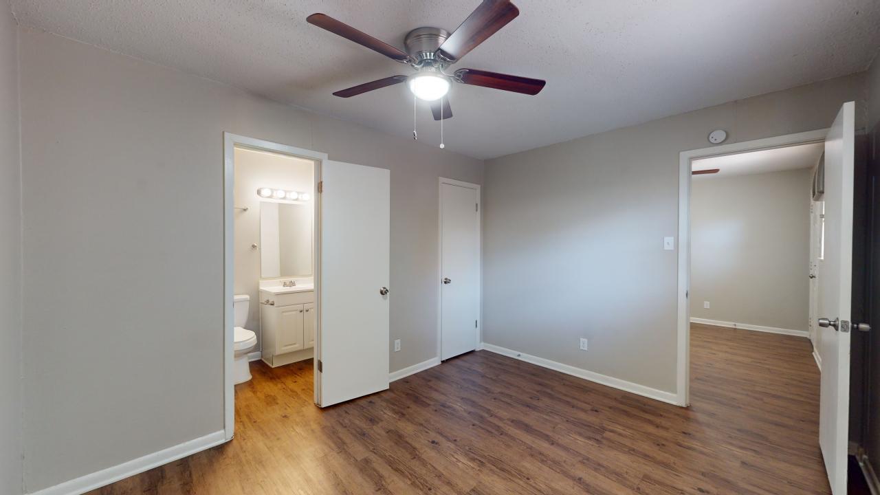Unit 13 property image