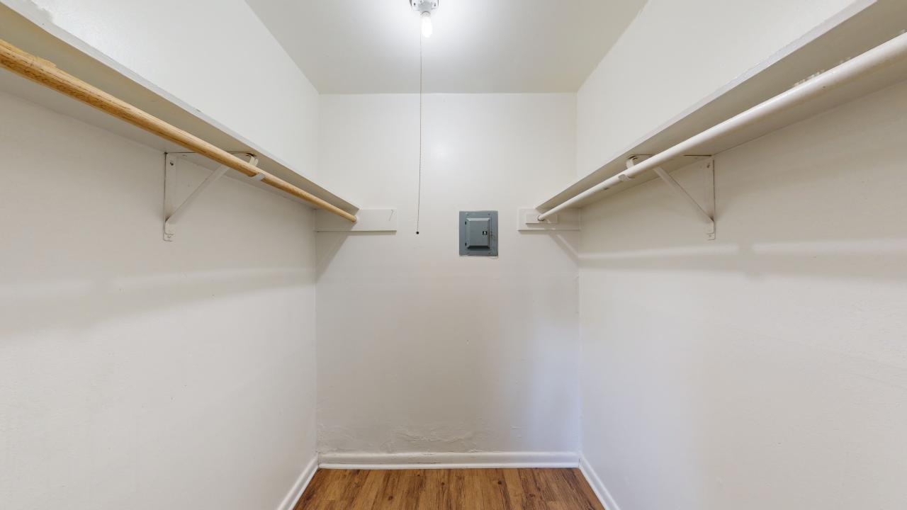 Unit 13 property image