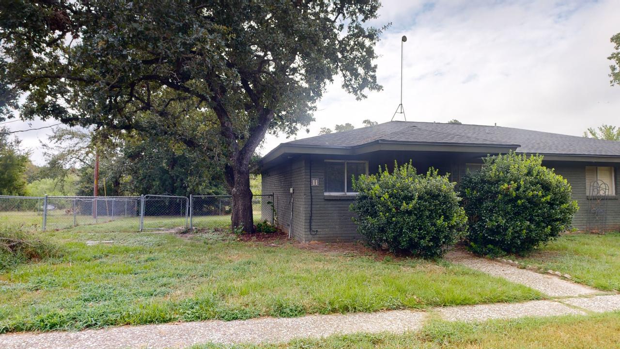 #11 property image
