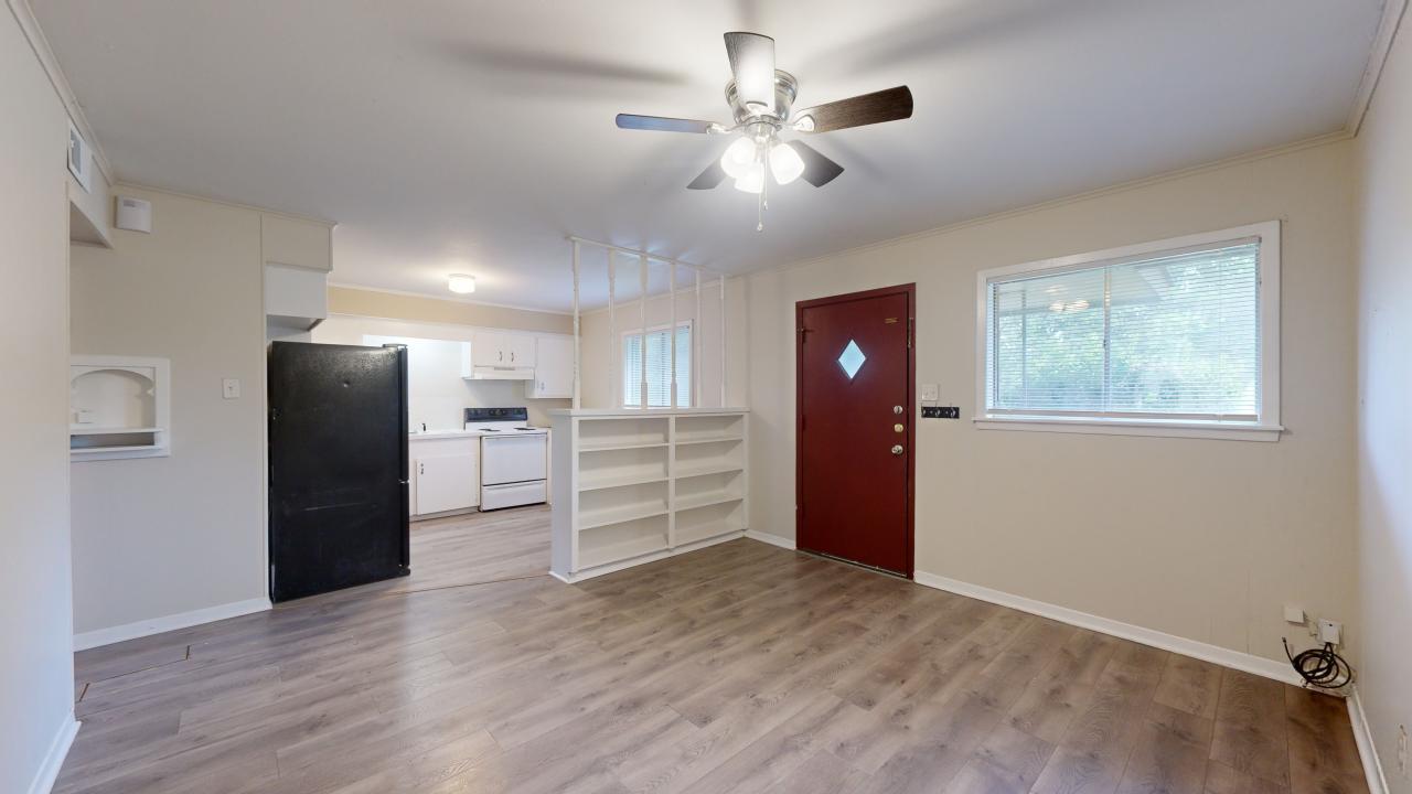 #11 property image