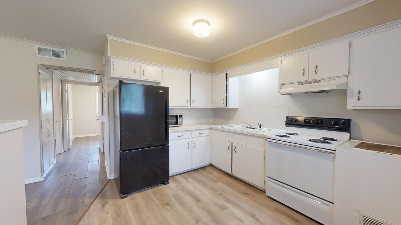 #11 property image