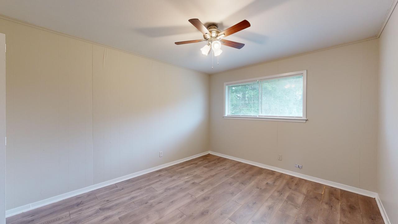 #11 property image