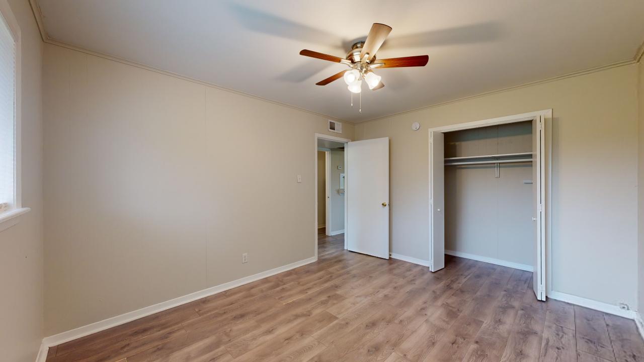 #11 property image