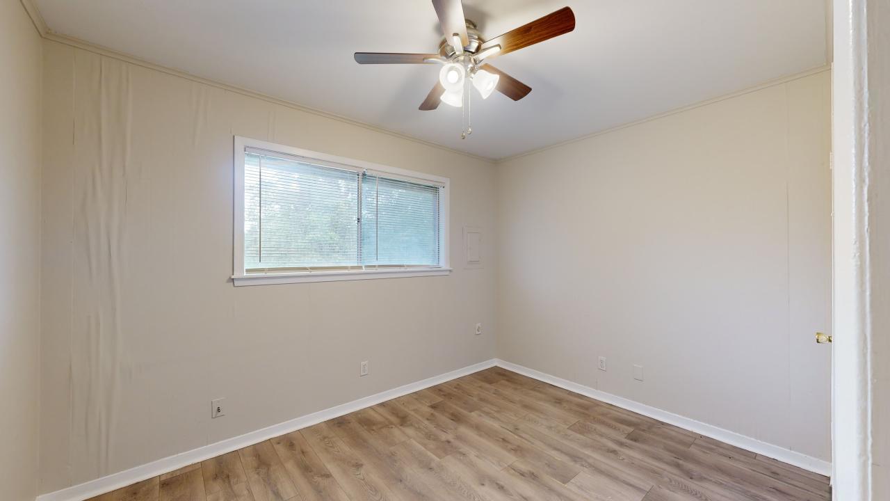 #11 property image