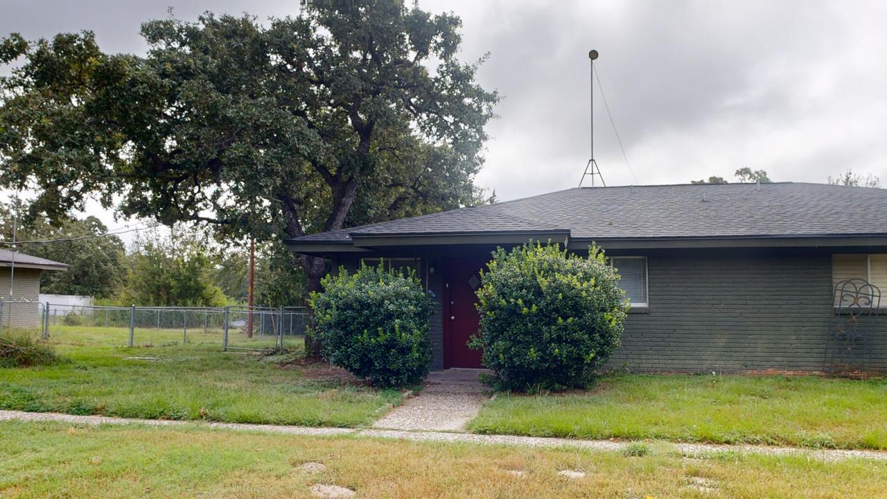 #11 property image