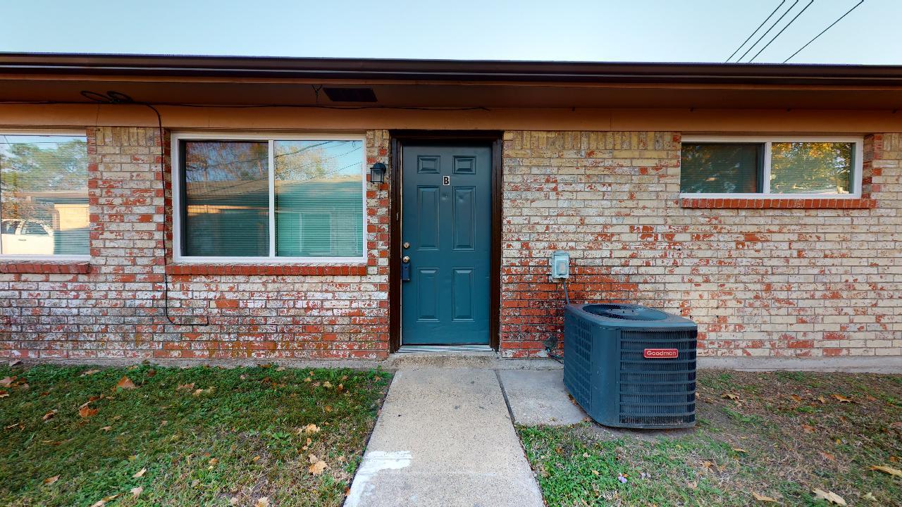 206 Lynn-B property image