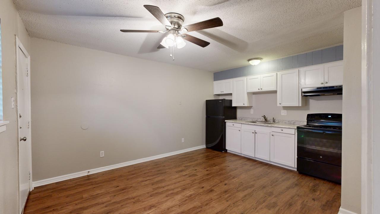 Unit 12 property image