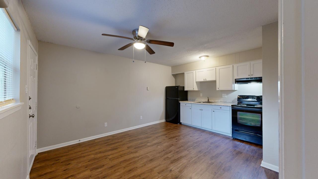 Unit 14 property image