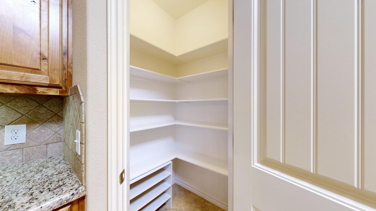 Unit B property image