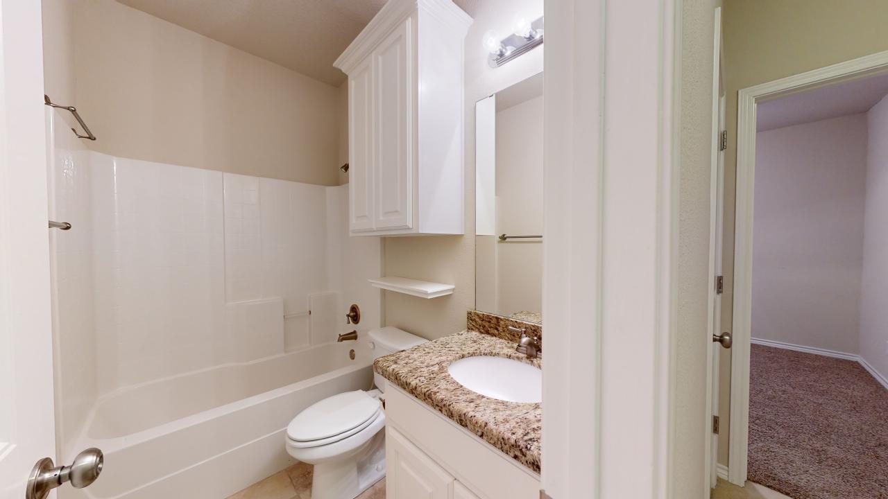 Unit B property image