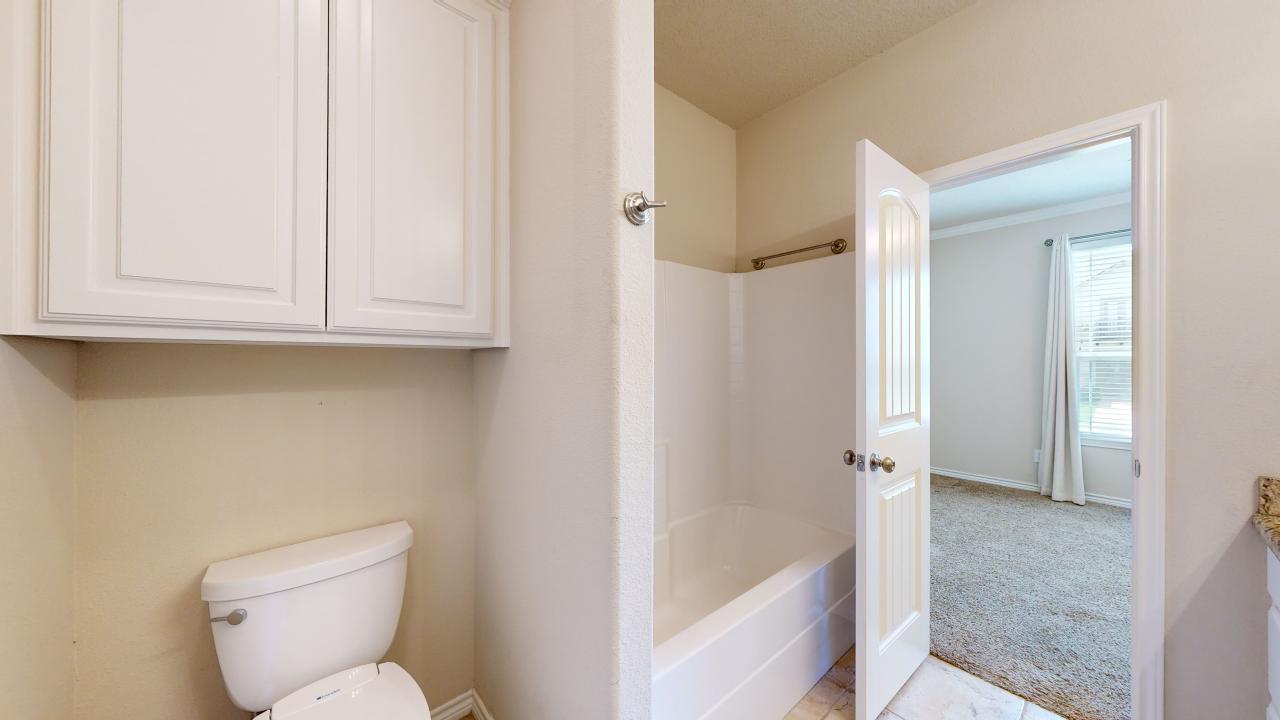 Unit B property image