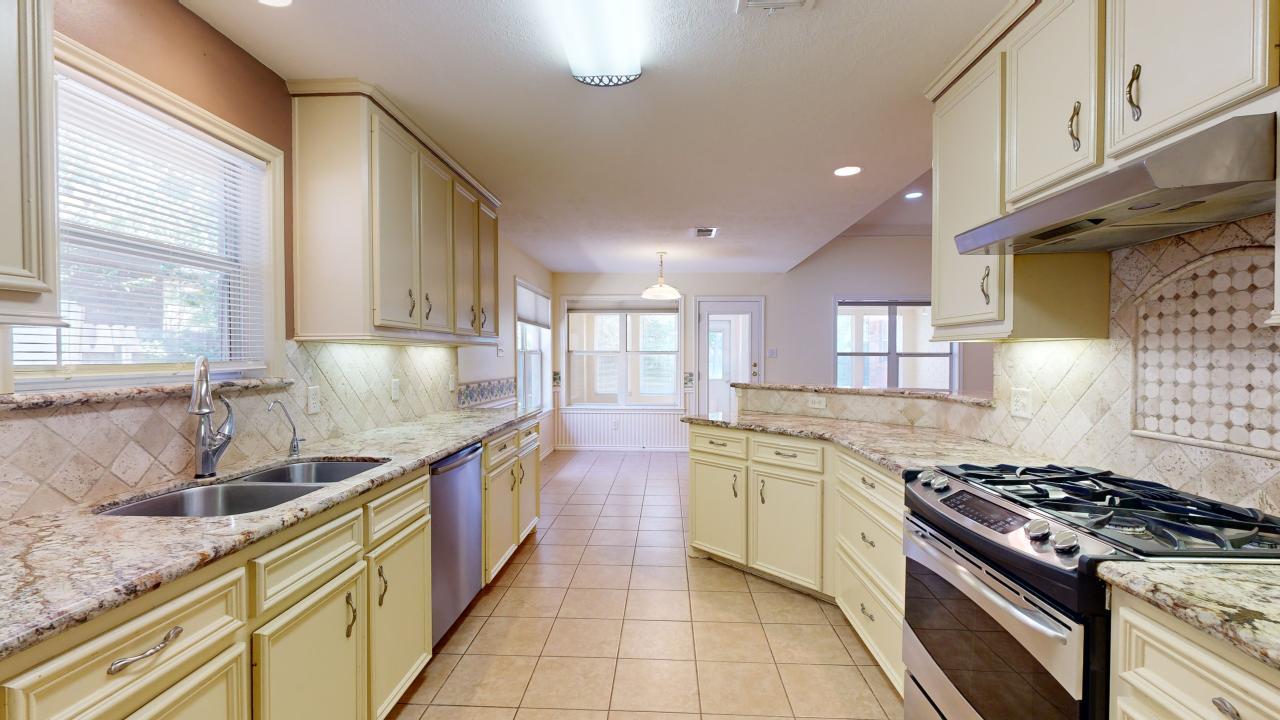 327 Bernburg Lane property image