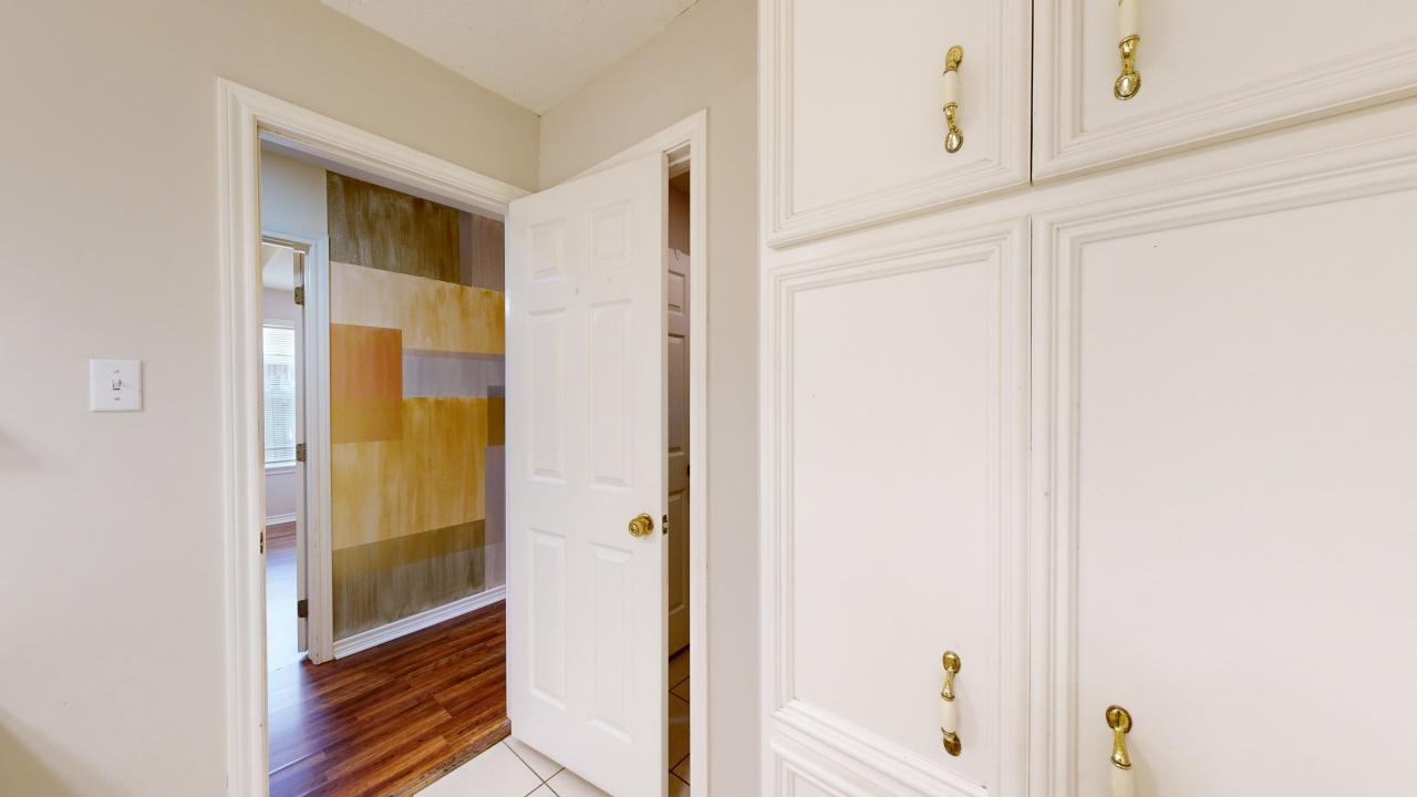 327 Bernburg Lane property image