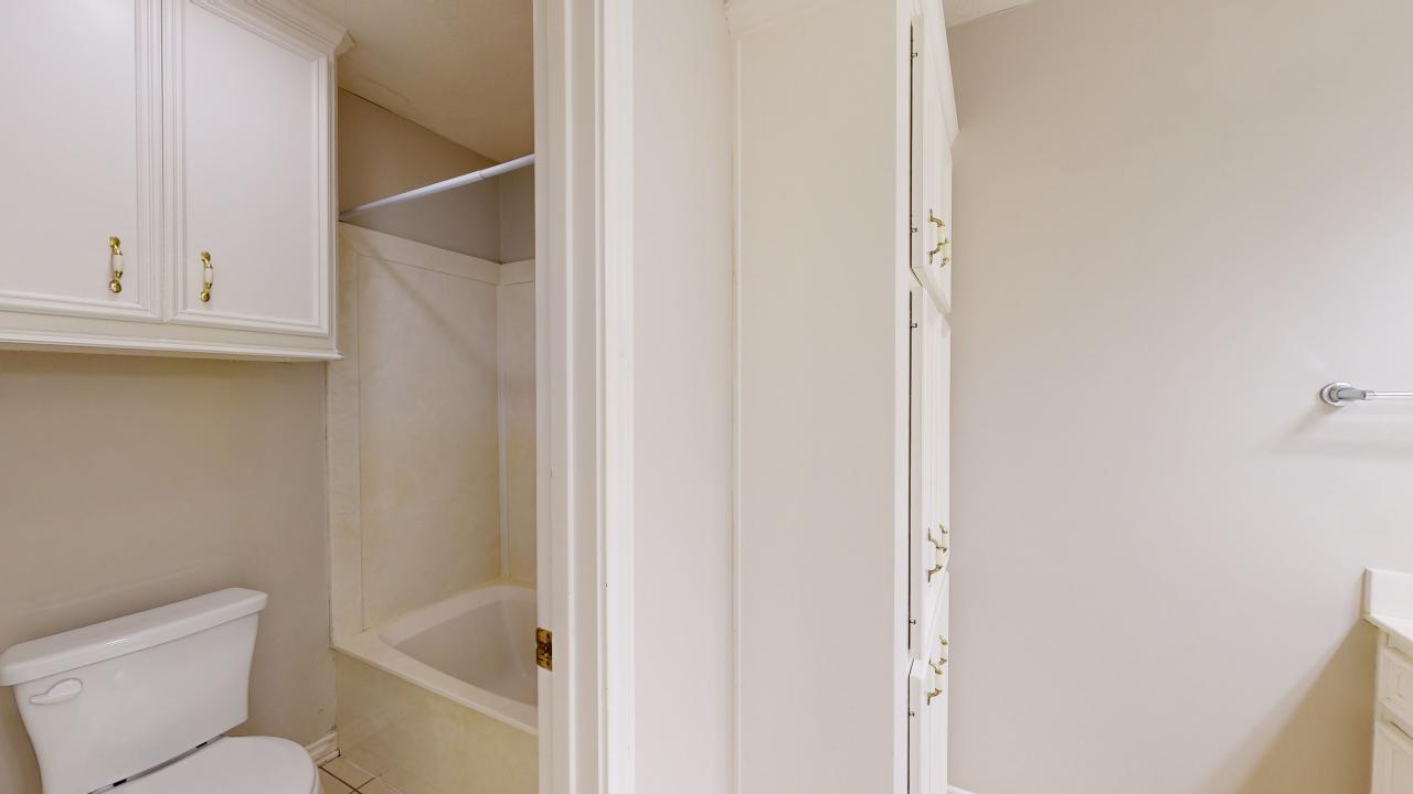 327 Bernburg Lane property image