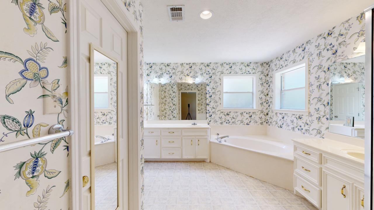 327 Bernburg Lane property image