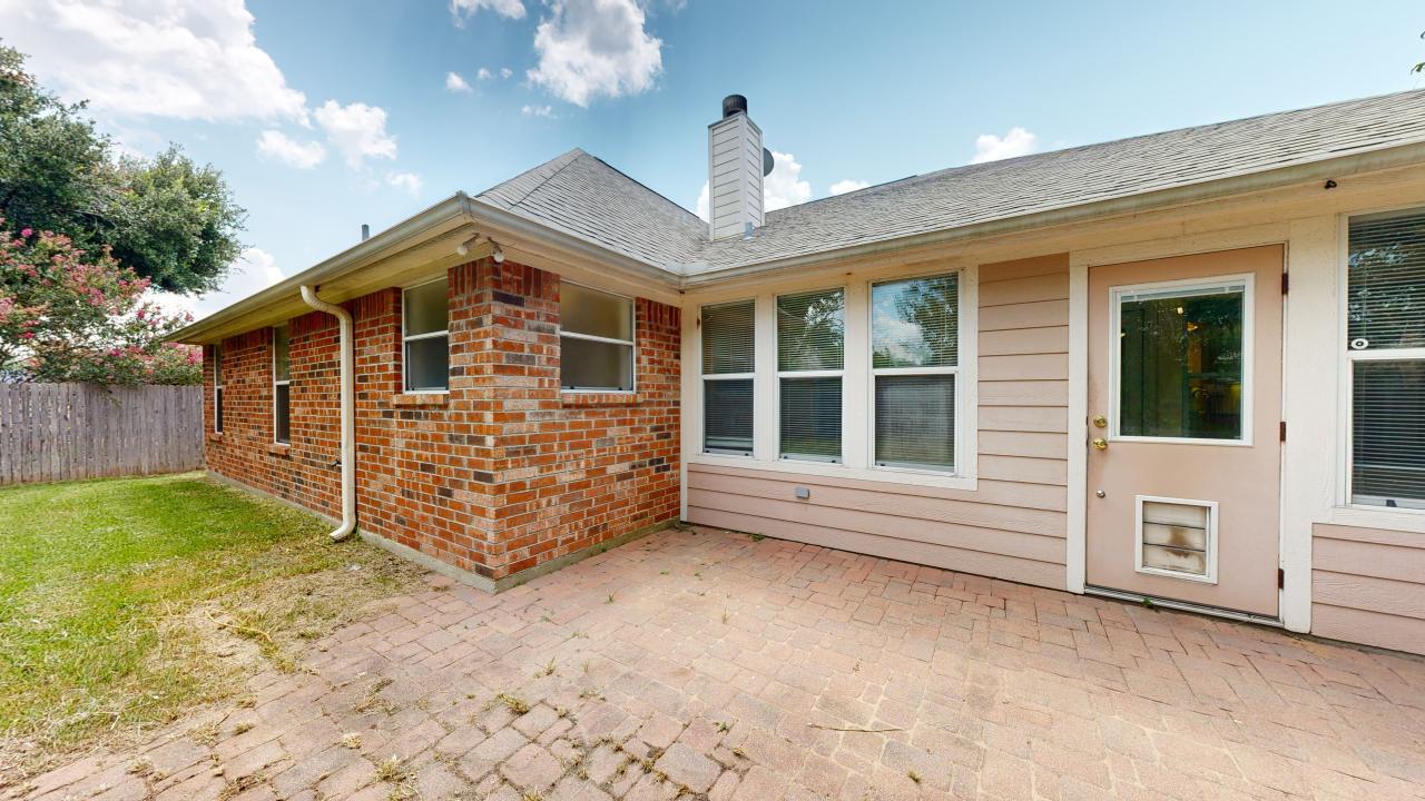 327 Bernburg Lane property image