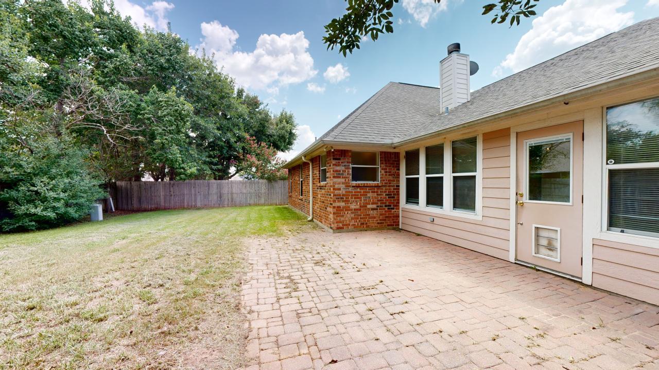 327 Bernburg Lane property image