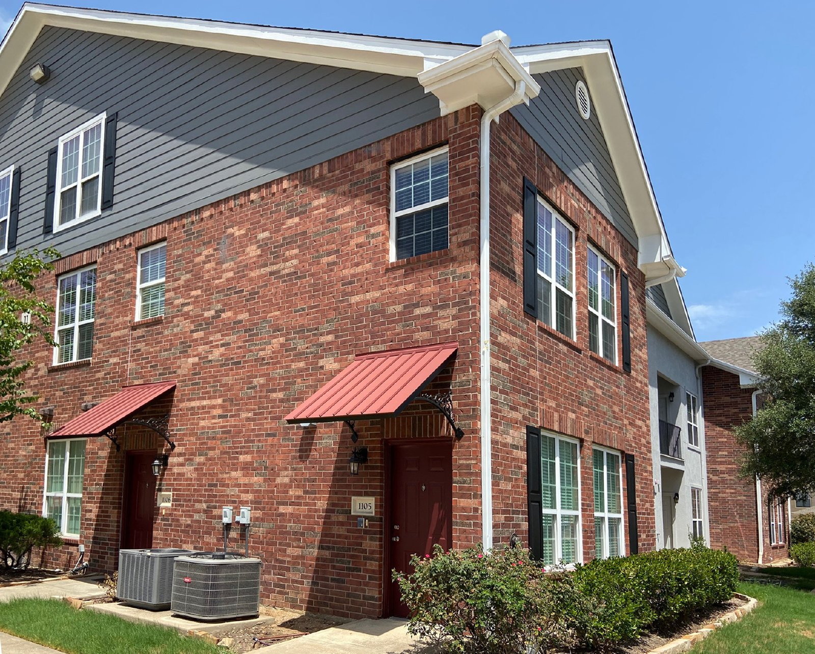 801 Luther Full property image
