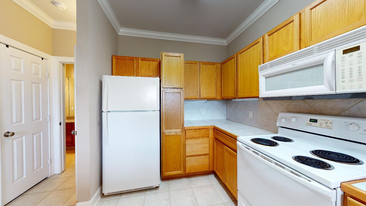 801 Luther Full property image