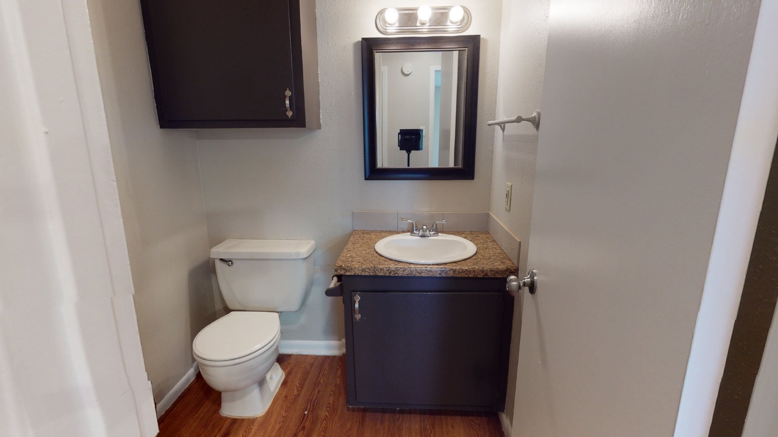 2807 Longmire Unit A property image