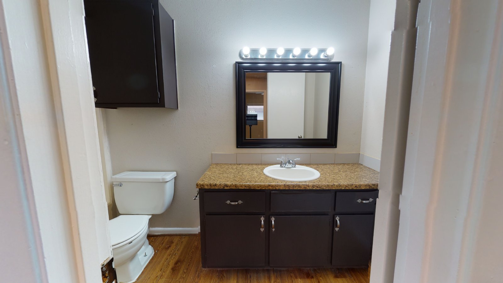 2807 Longmire Unit A property image