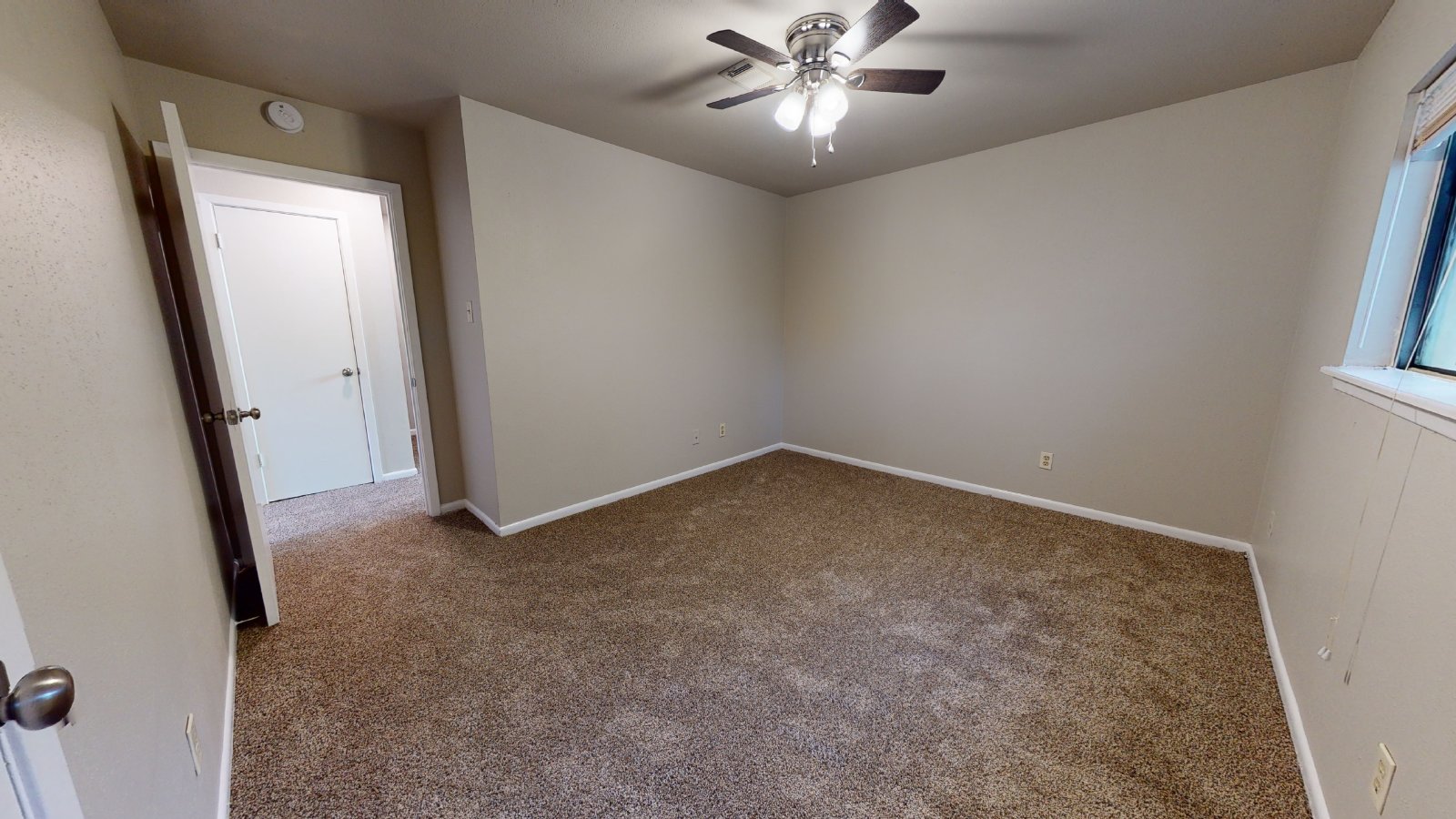 2807 Longmire Unit A property image