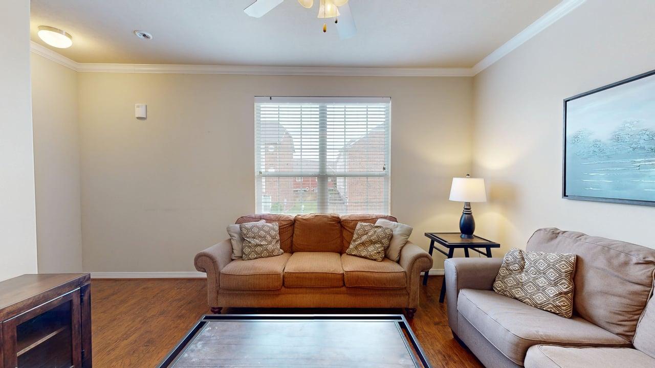 1198JB2811 property image